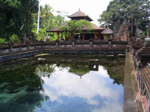 tirta_spring.jpg