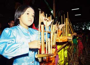 anglung2.jpg