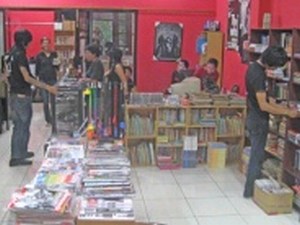 mini-used-books.jpg